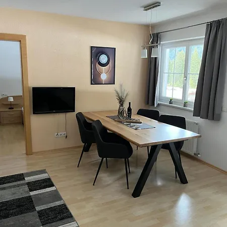 Hoellrigl Apartment *