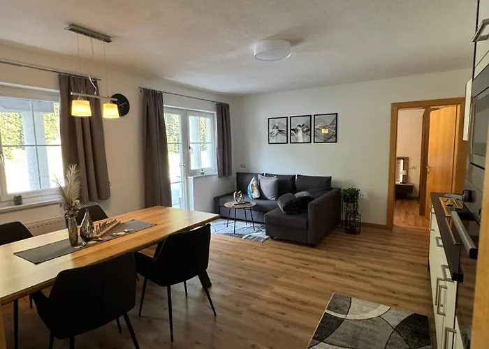 Höllrigl Apartment *